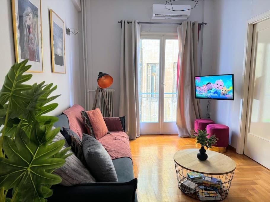 אתונה Downtown Cute Apt In The Heart Of Plaka מראה חיצוני תמונה